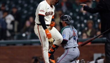 Giants' Schmitt has wrist surgery, not expected to miss spring training