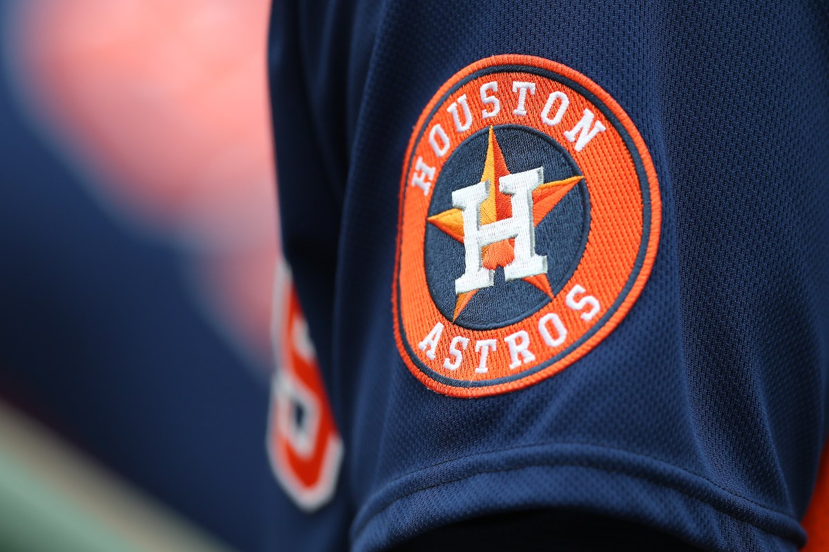 Cubs, Astros Complete Trade Sending 0.95 ERA Hurler to Houston
