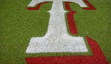 Former Texas Rangers, Dallas Stars owner Tom Hicks dies at 79