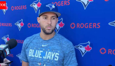 George Springer's heartwarming holiday moment away from the field is winning hearts beyond baseball | MLB News