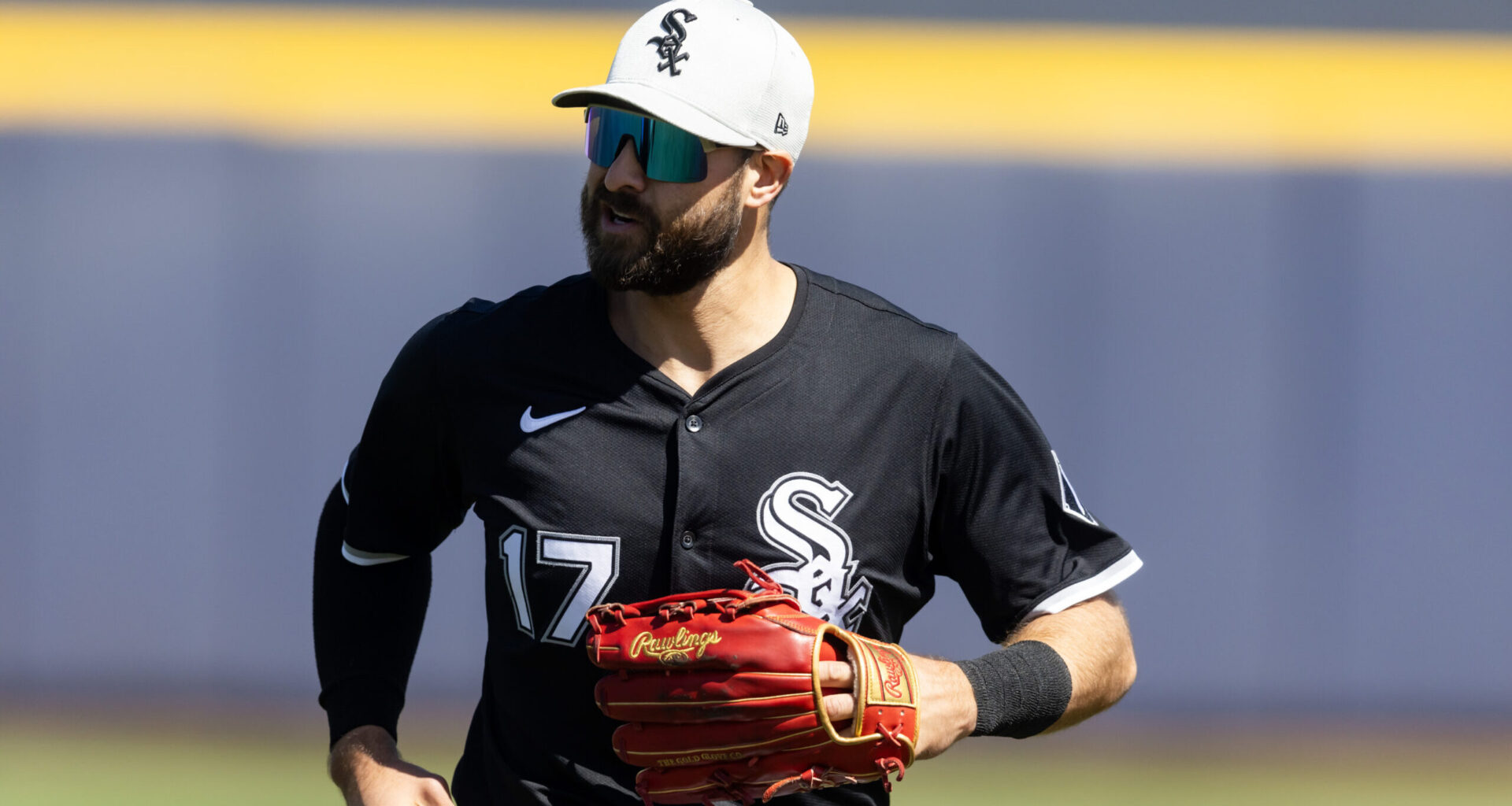 Former Twins Outfielder Drawing MLB Interest as a Pitcher