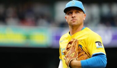 Cubs’ $61 Million, 4-Time Gold Glover Touts ‘Advantages’ Of Adding Alex Bregman