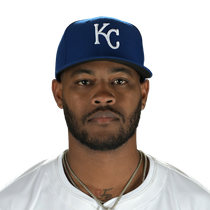 Maikel Garcia signs five-year extension with Royals - Maikel Garcia News