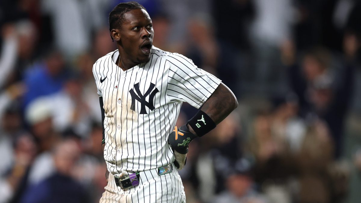 Yankees Could Make Stunning Move Involving Fan-Favorite