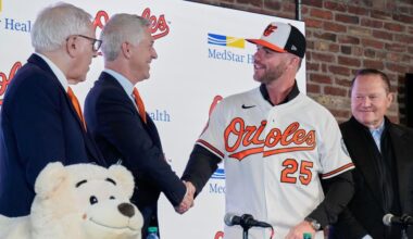 With the Mets, money may talk but dysfunction screams