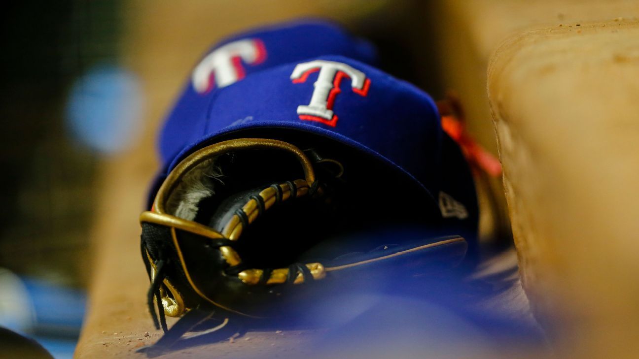 Danny Jansen, Tyler Alexander, Alexis Diaz join Rangers, sources say