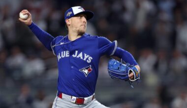 Trade Idea Has Blue Jays Dealing Fan-Favorite for Potential Closer