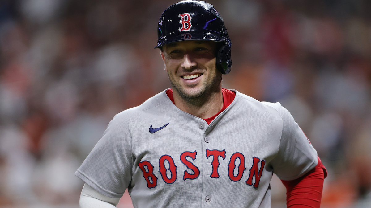 Red Sox Predicted to Re-Sign Alex Bregman For $135 Million