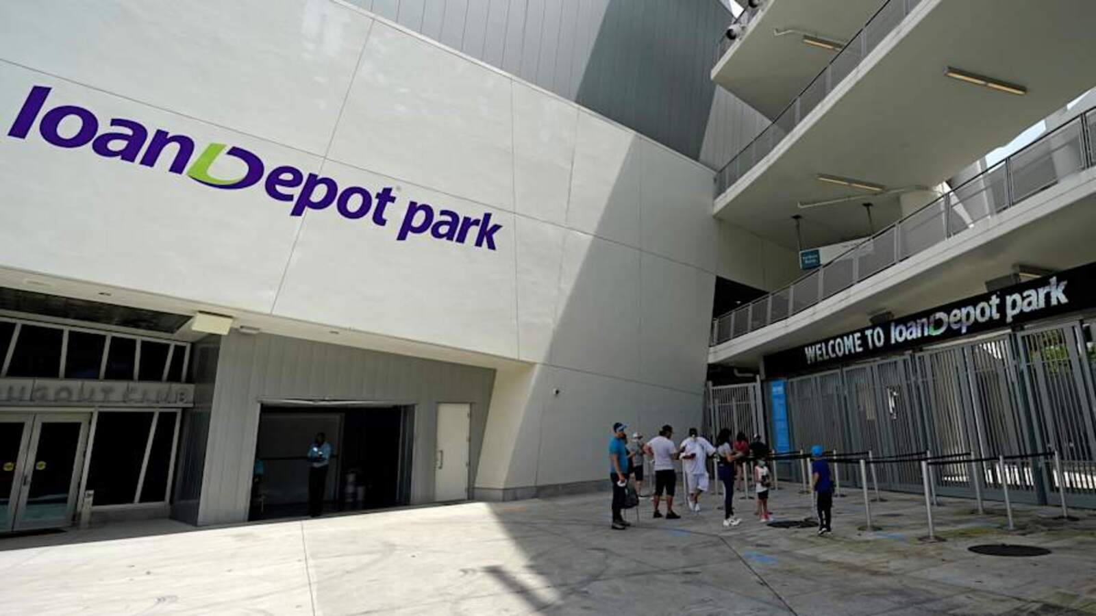 Projection Sees Marlins Infielder Making Strides After Breakout 2025