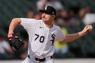 Chicago White Sox starting pitcher Tyler Alexander (70) throws against the Philadelphia...