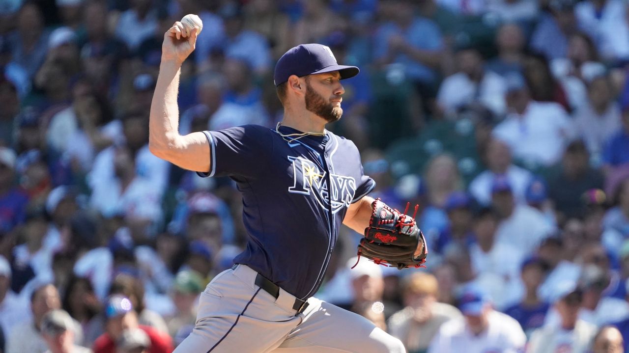 Giants add right-hander Adrian Houser on $22 million, 2-year contract with club option