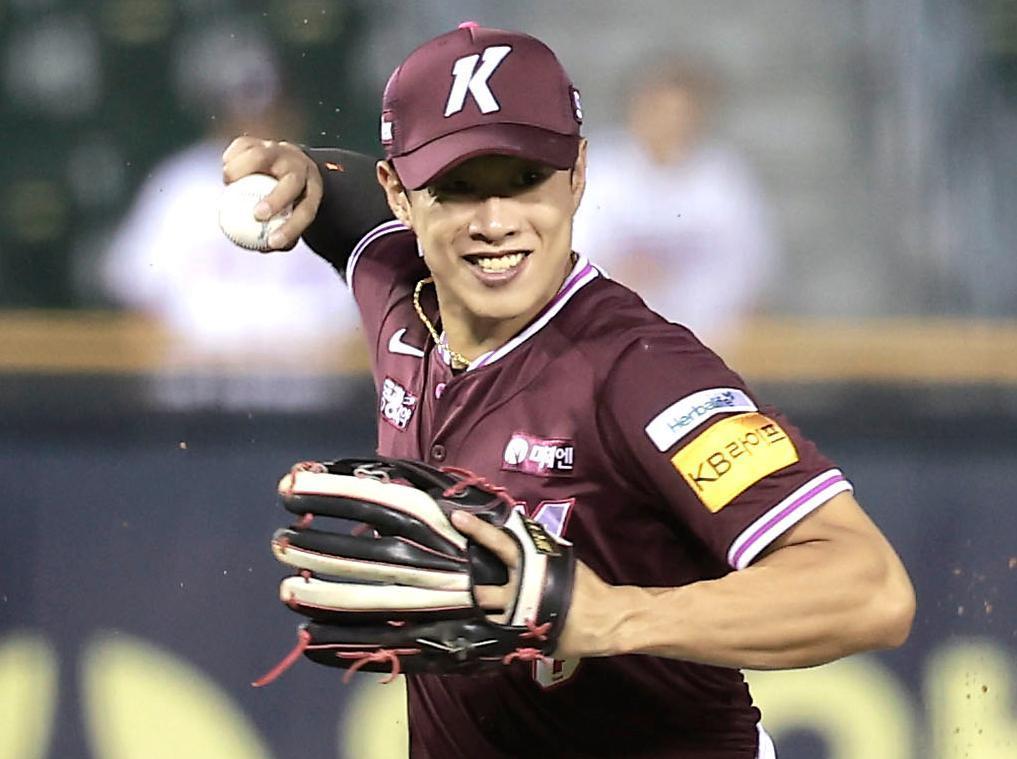 Song Sung-moon signs $15 million deal with Padres