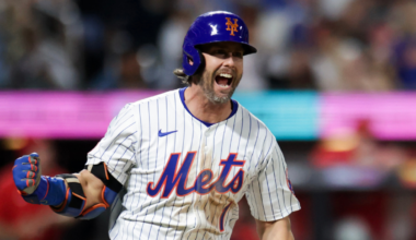Jeff McNeil trade: Mets send veteran infielder to Athletics, per report