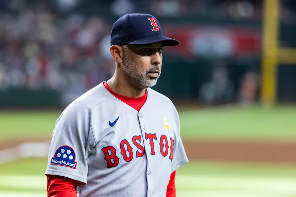 Boston Red Sox manager Alex Cora (21)© Mark J&period; Rebilas-Imagn Images