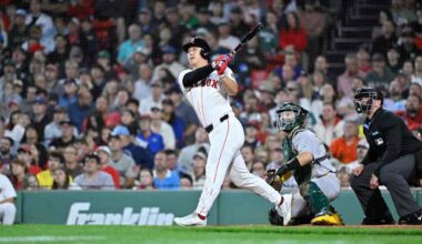 Seattle Mariners sign outfielder Rob Refsnyder to a 1-year deal