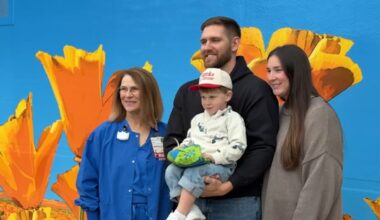 Atlanta Braves pitcher Dylan Lee reunites with Valley nurse who predicted he would be an athlete