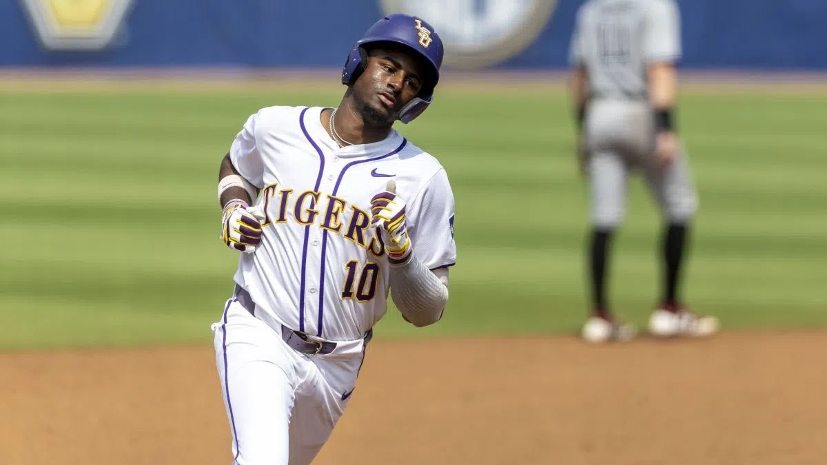 Former LSU infielder Michael Braswell signs pro deal with Royals