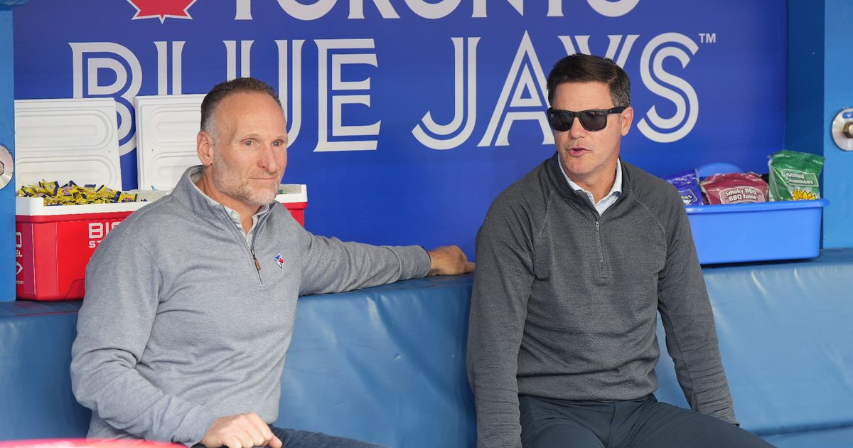 Mark Shapiro lands new deal to keep running Toronto Blue Jays