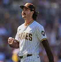 Dylan Cease, Blue Jays finalize $210 million, 7-year contract