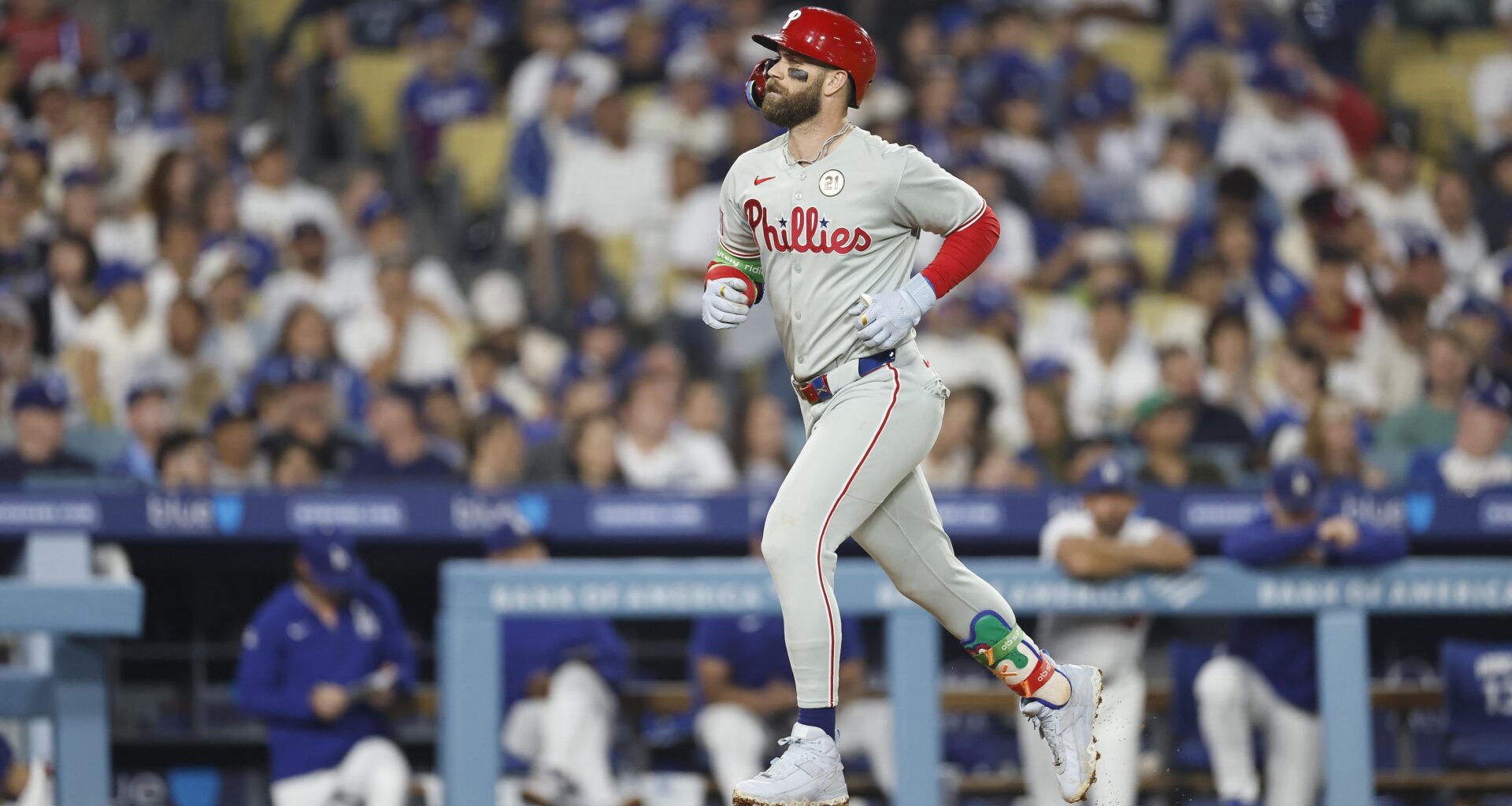 Phillies' Bryce Harper Wears 'Not Elite' Shirt in Photo After Viral Dombrowski Comment