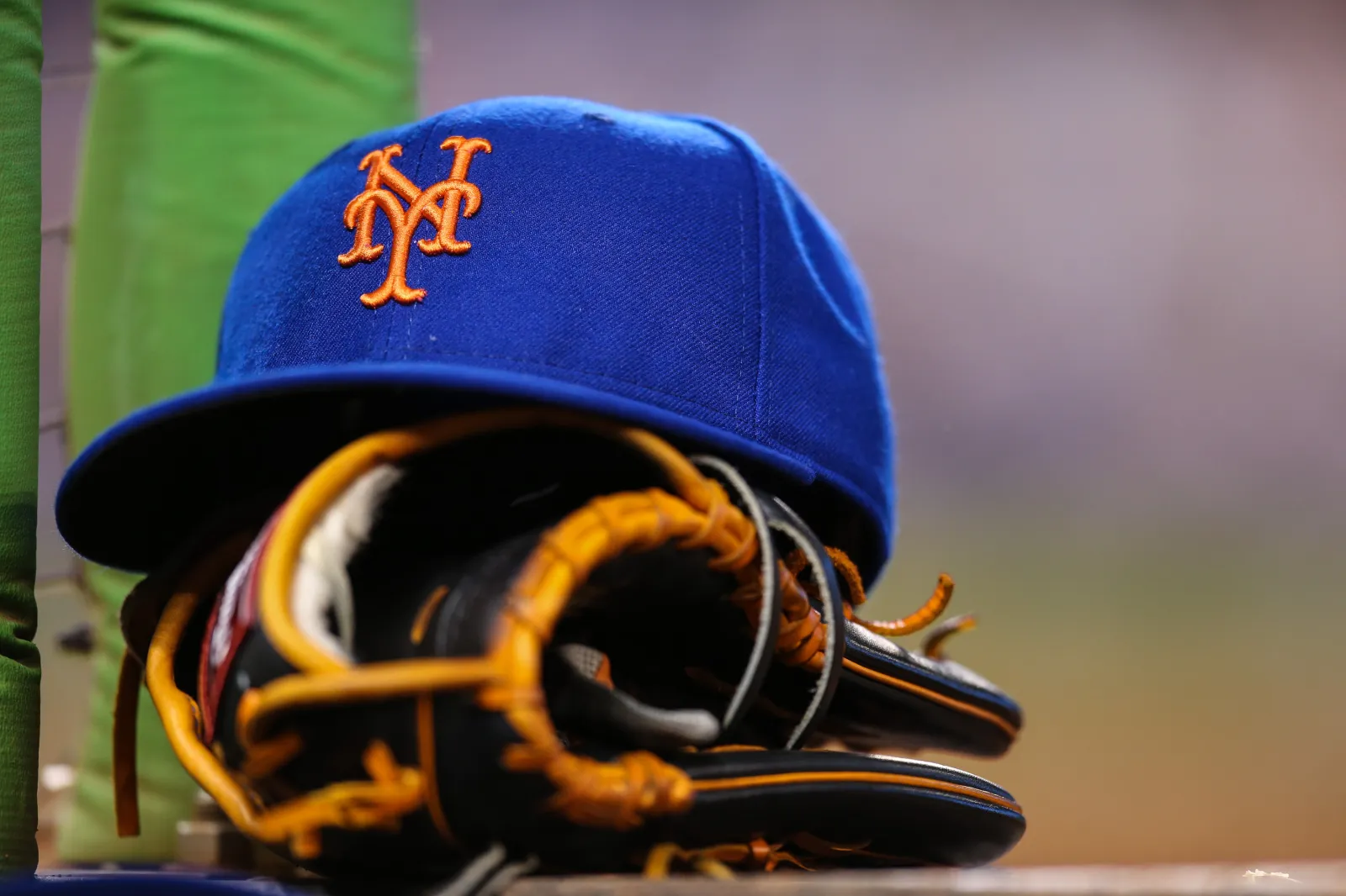 Mets hat glove Bill Denehy obituary