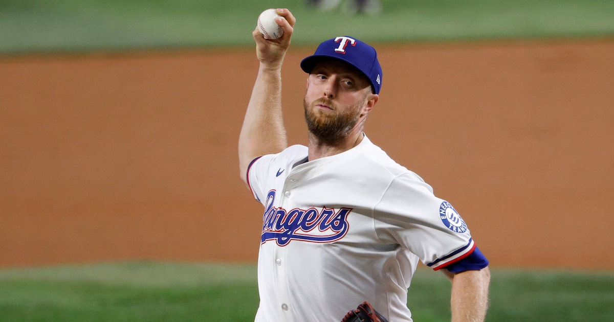 Rangers’ deadline prize Merrill Kelly reportedly agrees to deal to return to Diamondbacks