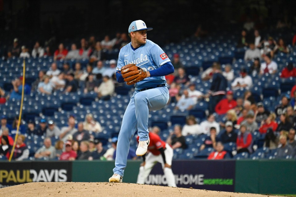 Stephen Kolek #32 of the Kansas City Royals pitches during the game between the Kansas City Royals and the Cleveland Guardians at Progressive Field on Thursday, September 11, 2025
