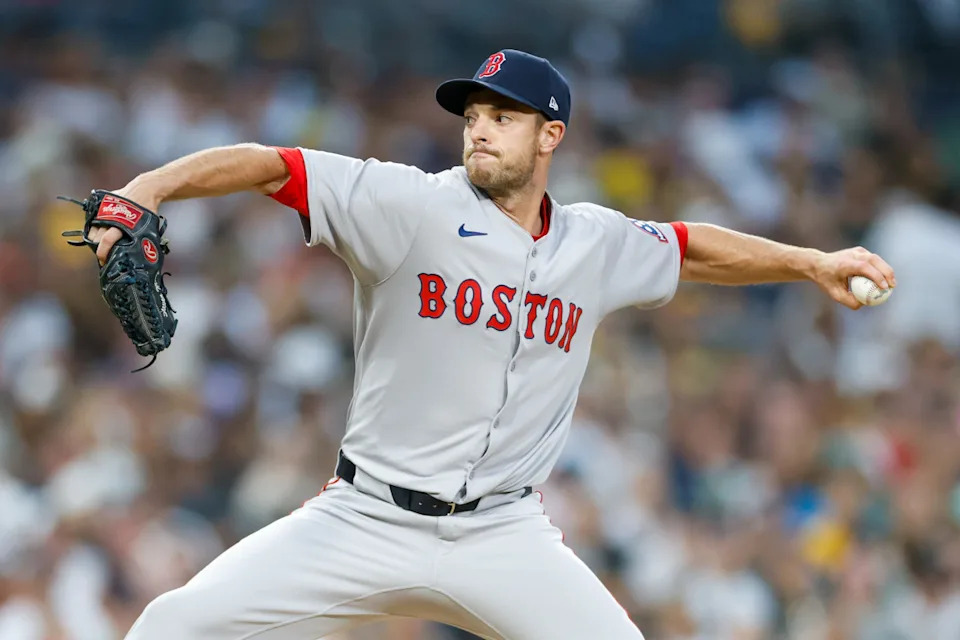 Boston Red Sox pitcher Steven Matz during the 2025 seasonDavid Frerker-Imagn Images