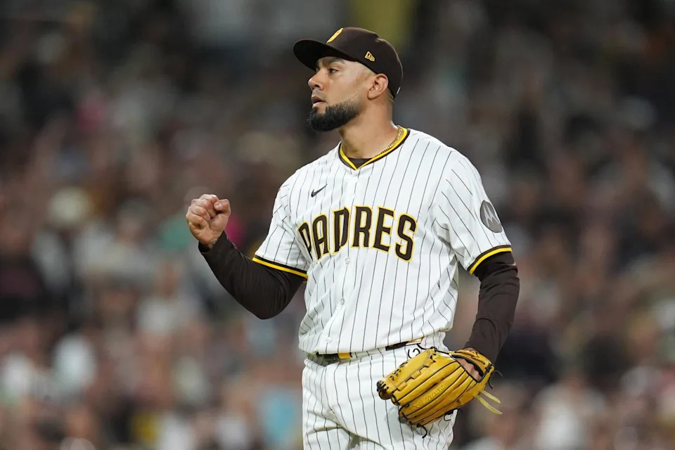 Padres relief pitcher Robert Suárez celebrates after San Diego defeated the Arizona Diamondbacks on Sept. 27.