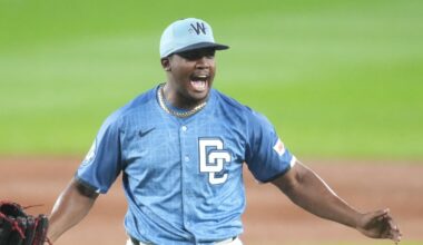 Seattle Mariners acquire left-handed reliever Jose A. Ferrer in a trade with Washington Nationals