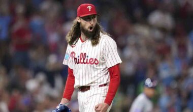 Royals acquire reliever Matt Strahm from Phillies
