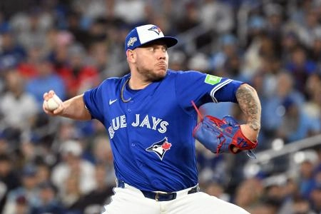 Oct 13, 2025; Toronto, Ontario, CAN; Toronto Blue Jays pitcher Yariel Rodriguez (29) pitches against the Seattle Mariners in the seventh inning during game two of the ALCS round for the 2025 MLB playoffs at Rogers Centre. Mandatory Credit: Dan Hamilton-Imagn Images Oct 13, 2025; Toronto, Ontario, CAN; Toronto Blue Jays pitcher Yariel Rodriguez (29) pitches against the Seattle Mariners in the seventh inning during game two of the ALCS round for the 2025 MLB playoffs at Rogers Centre. Mandatory Credit: Dan Hamilton-Imagn Images
