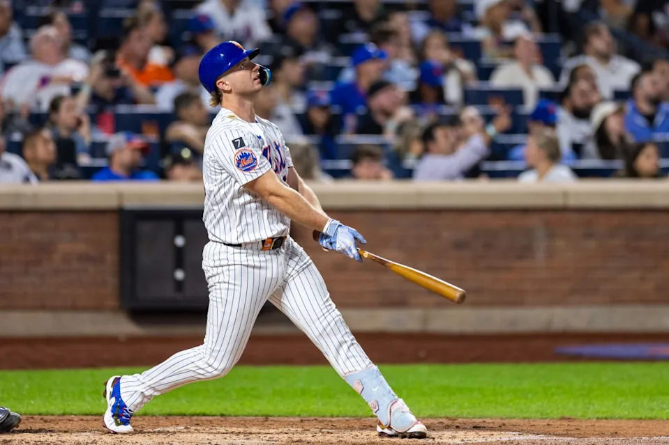 New York Mets’ Pete Alonso (20) hits a two-run home run scoring Juan Soto in the fifth inning against the Miami Marlins at Citi Field, Thursday, Aug. 28, 2025, in Queens, NY. Corey Sipkin for the NY POST
