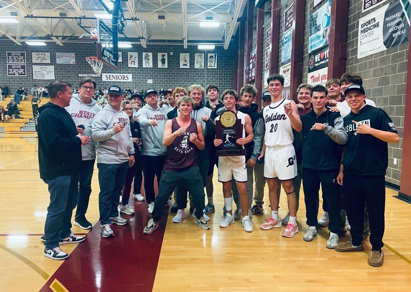 Golden basketball honors Golden baseball with ring ceremony | Sports