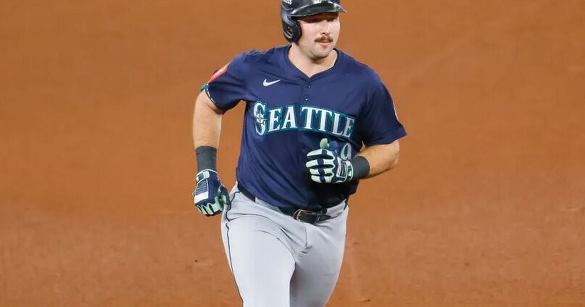 Cal Raleigh, Julio Rodríguez among group of Mariners expected to play in World Baseball Classic