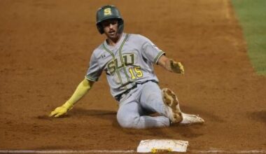 BASEBALL: Salvaggio signs new pro contract | Sports