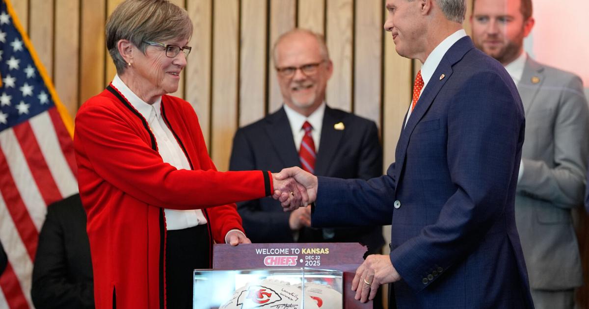 Royals face tough stadium decision of their own as Chiefs move to Kansas | Sports