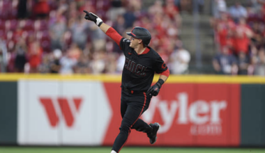 Reds: The outfield power outage | 700WLW