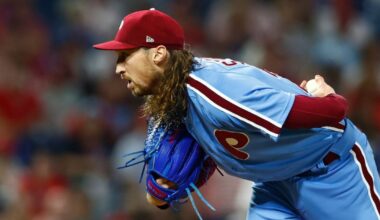 Kansas City Royals acquire LHP Matt Strahm from Philadelphia Phillies