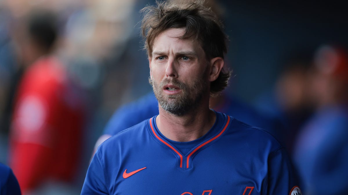 NY Mets trade Jeff McNeil to Athletics for pitcher prospect