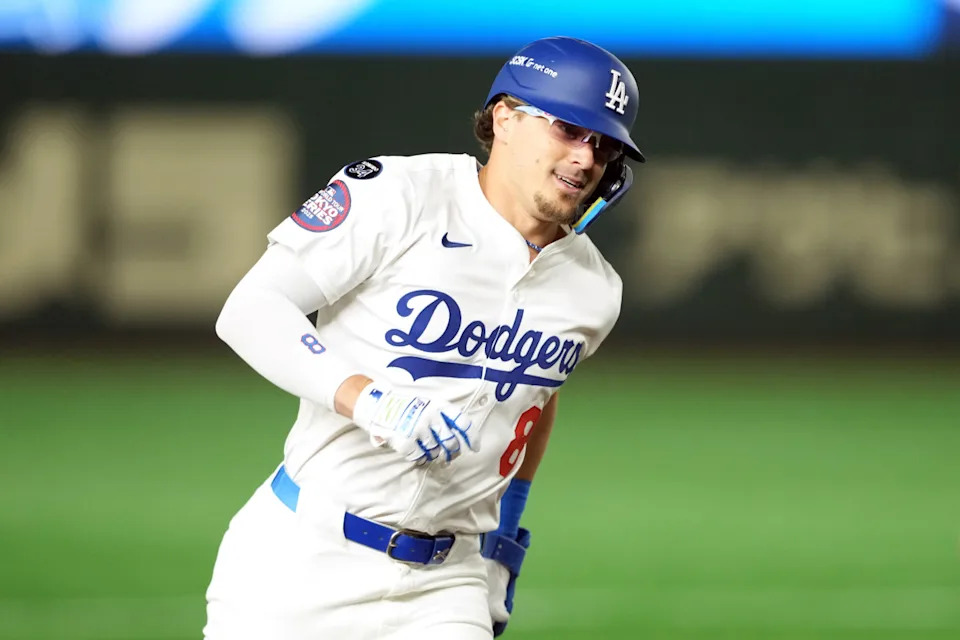 Los Angeles Dodgers first baseman Enrique Hernandez (8)Darren Yamashita-Imagn Images