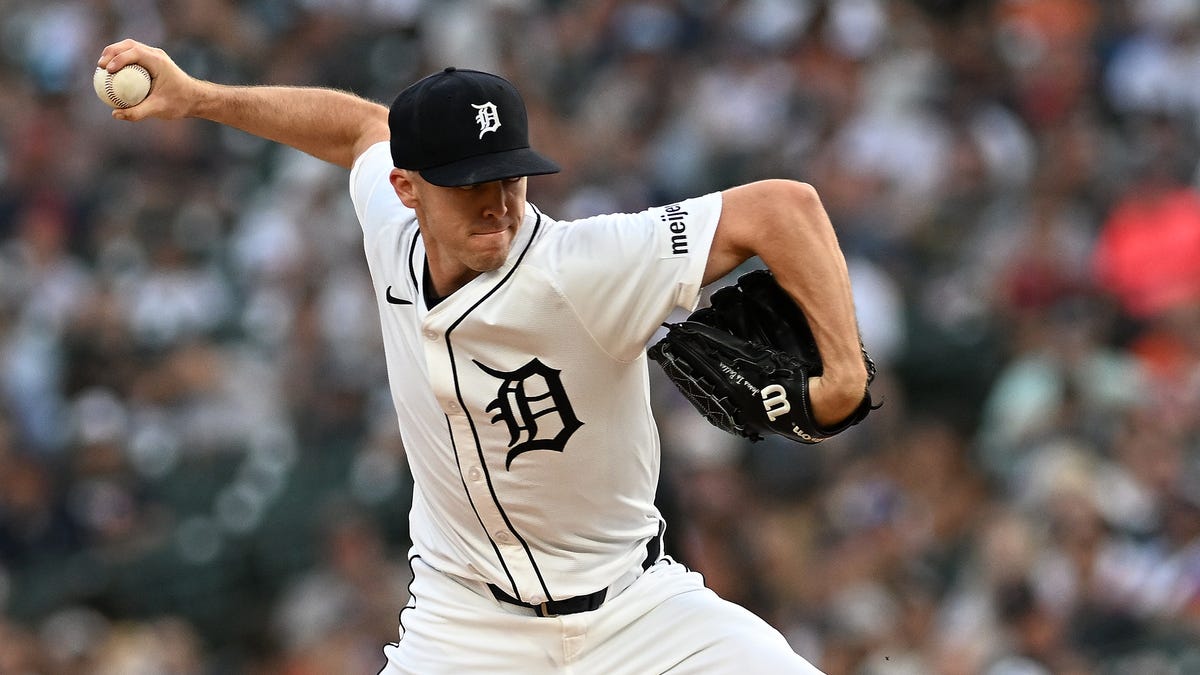 Detroit Tigers trade Chase Lee to Toronto for LHP Johan Simon