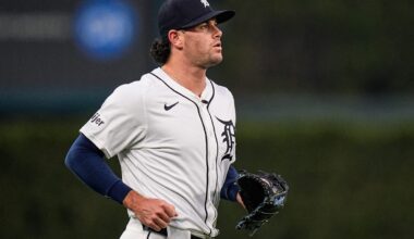 Reliever re-signs with Detroit Tigers