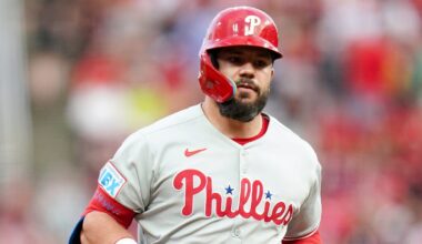 All eyes on Kyle Schwarber for Cincinnati Reds as winter meetings open