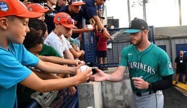 Cincinnati Reds, LHP reliever Caleb Ferguson agree to 1-year deal