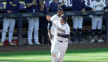 Former Brewers catcher Danny Jansen gets multi-year deal with Rangers