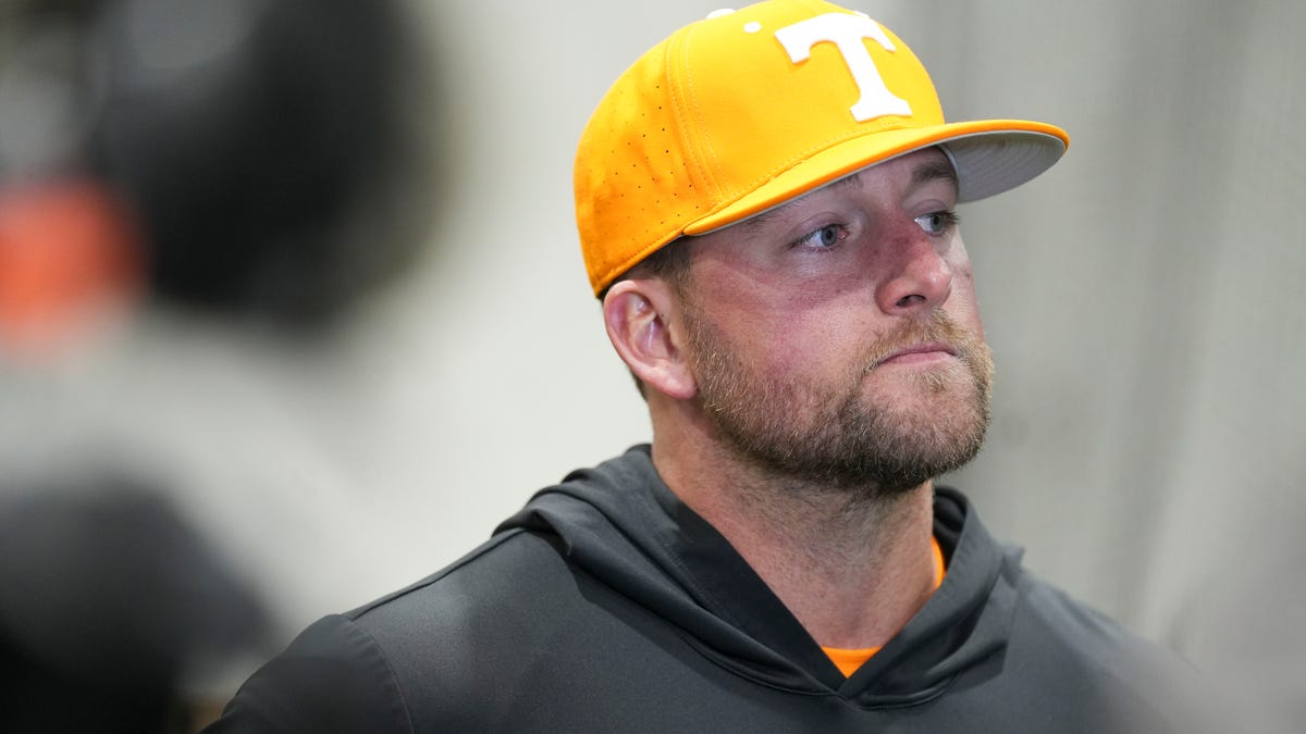 Craig Bell hired to Tennessee baseball staff by Josh Elander