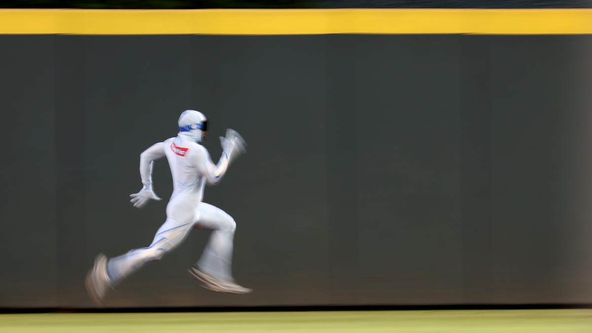 Atlanta Braves hiring for 'The Freeze.' Here's when to tryout for mascot