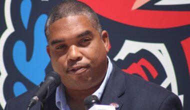 Harold Craw leaves Jacksonville Jumbo Shrimp for Tampa Bay Rays