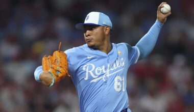 Brewers trade Isaac Collins and Nick Mears to Royals for Angel Zerpa